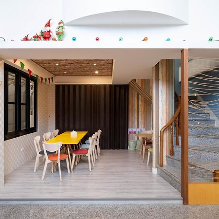Wow Haha Foodie House Tainan Exterior photo