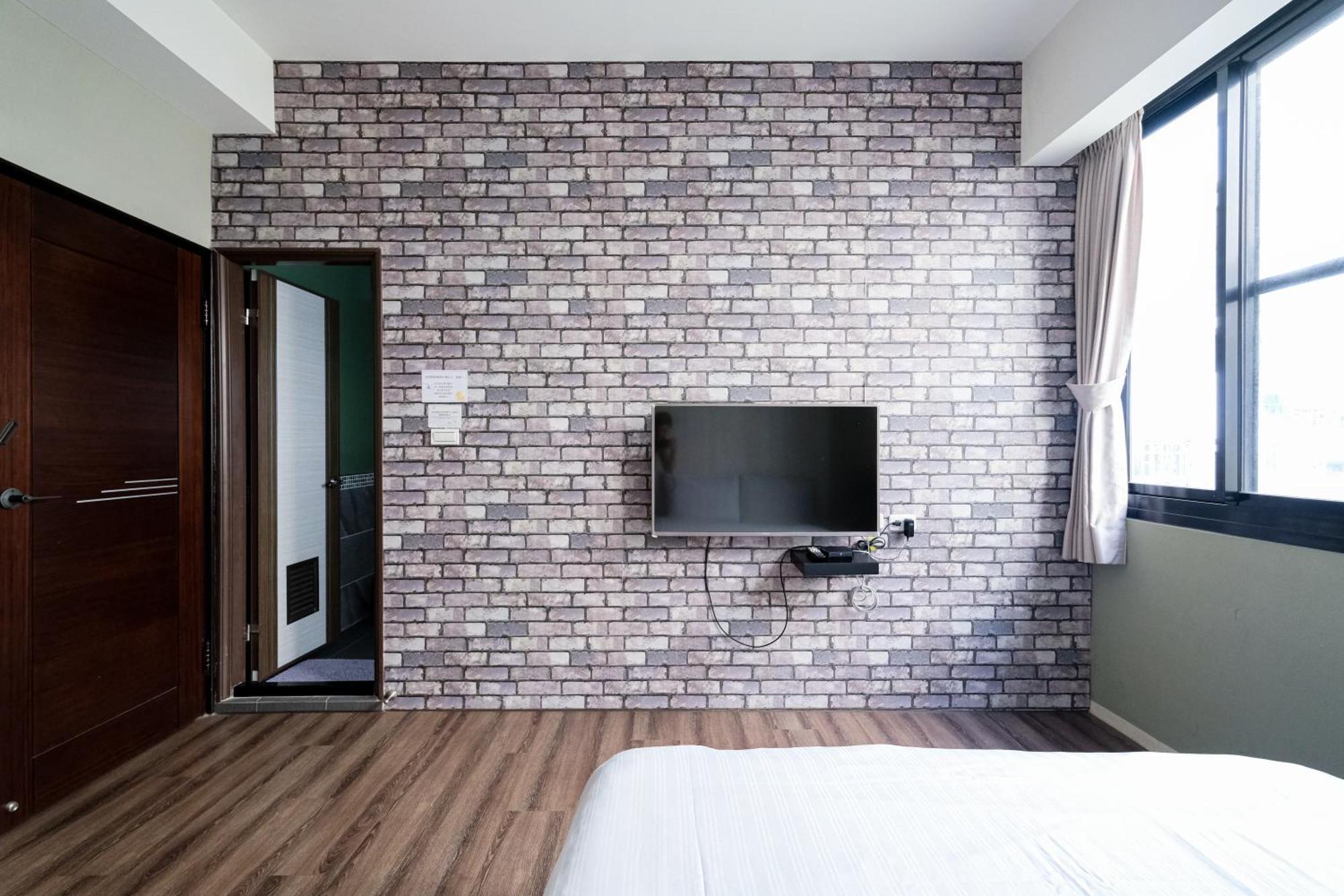 Wow Haha Foodie House Tainan Exterior photo